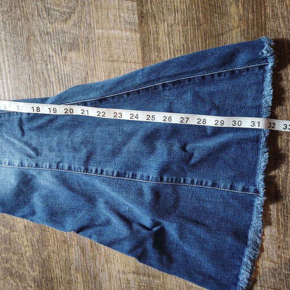 Judy Blue Jeans Womens 7/28 Super Flare Fit Center Seam Raw Hem Pants READ - Picture 11 of 11